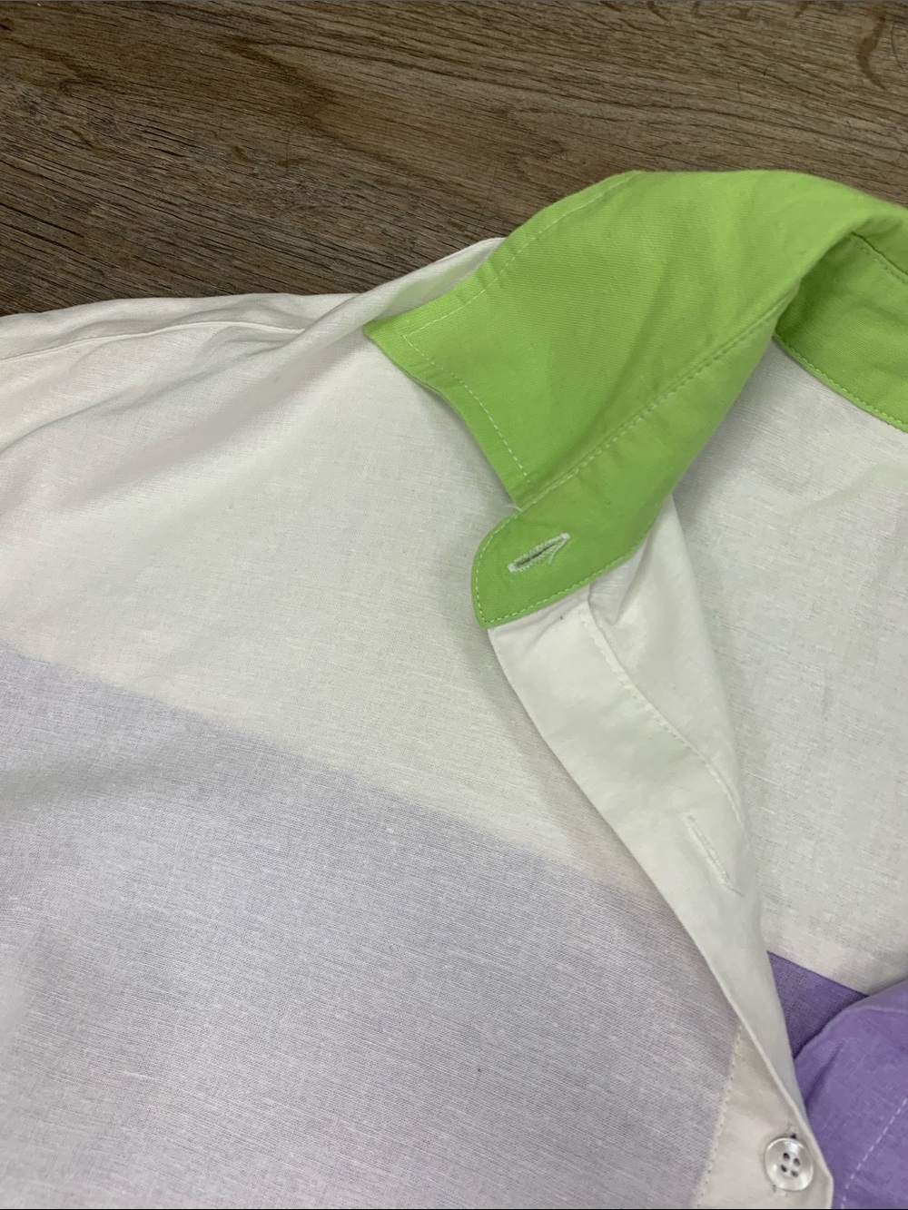 Charlie Holiday Linen Lime, Lavender & White Colorblock Button-Down Size 6 - Picture 4 of 5